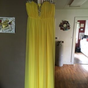 Bridesmaid/prom dress